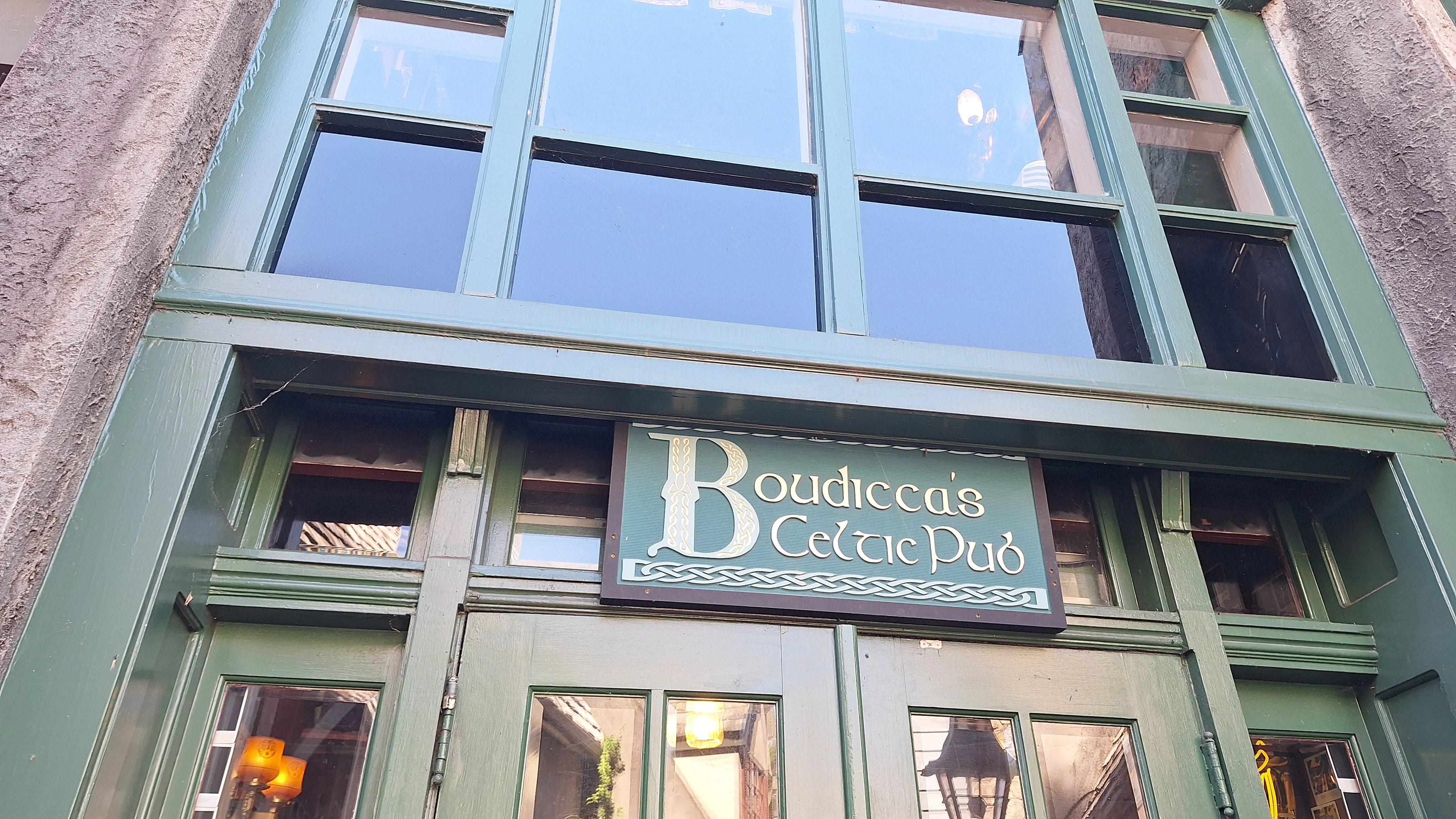 boudicca's celtic pub gatlinburg