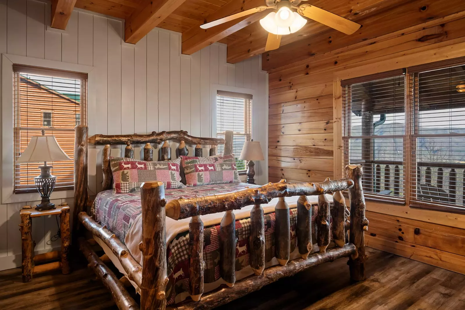 AWESOME VIEW LODGE
