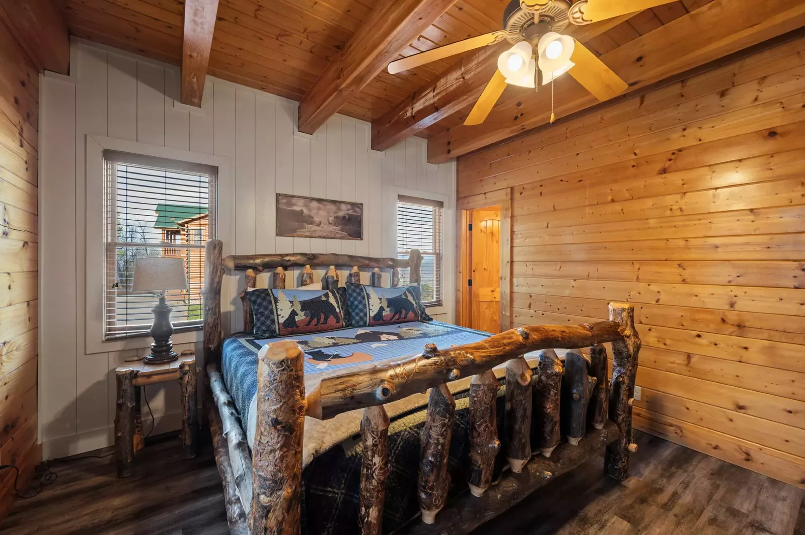 AWESOME VIEW LODGE