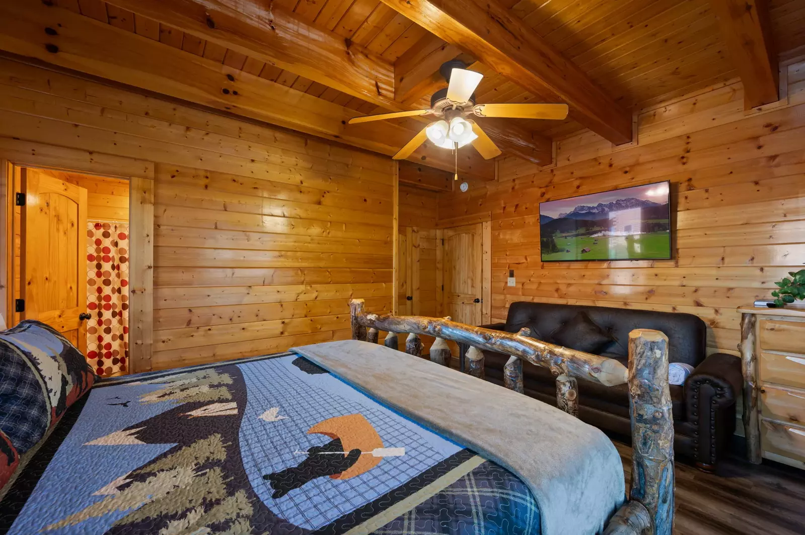 AWESOME VIEW LODGE