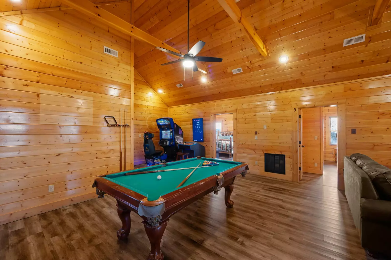 AWESOME VIEW LODGE