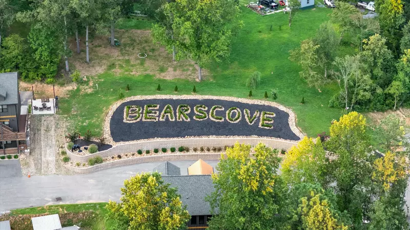 BEARS GRAND GETAWAY