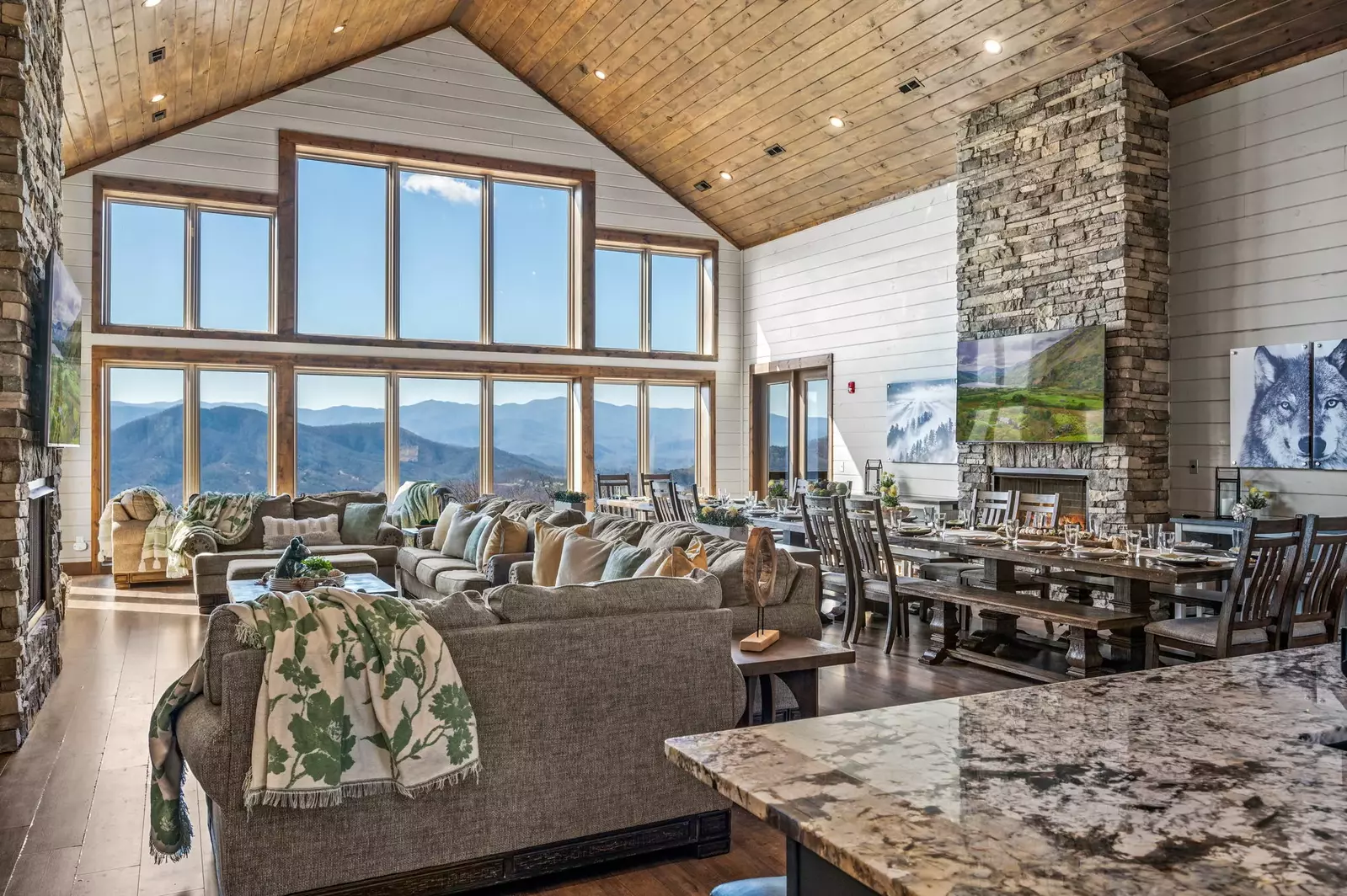 LUCID DREAMS LODGE