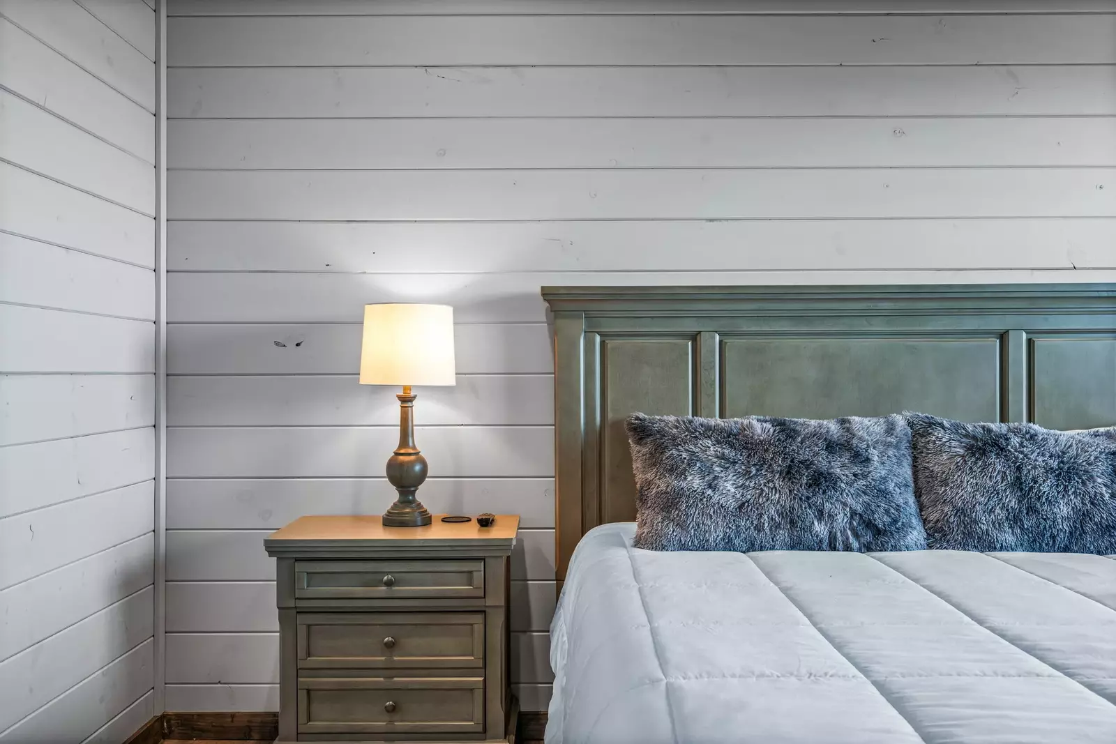 LUCID DREAMS LODGE