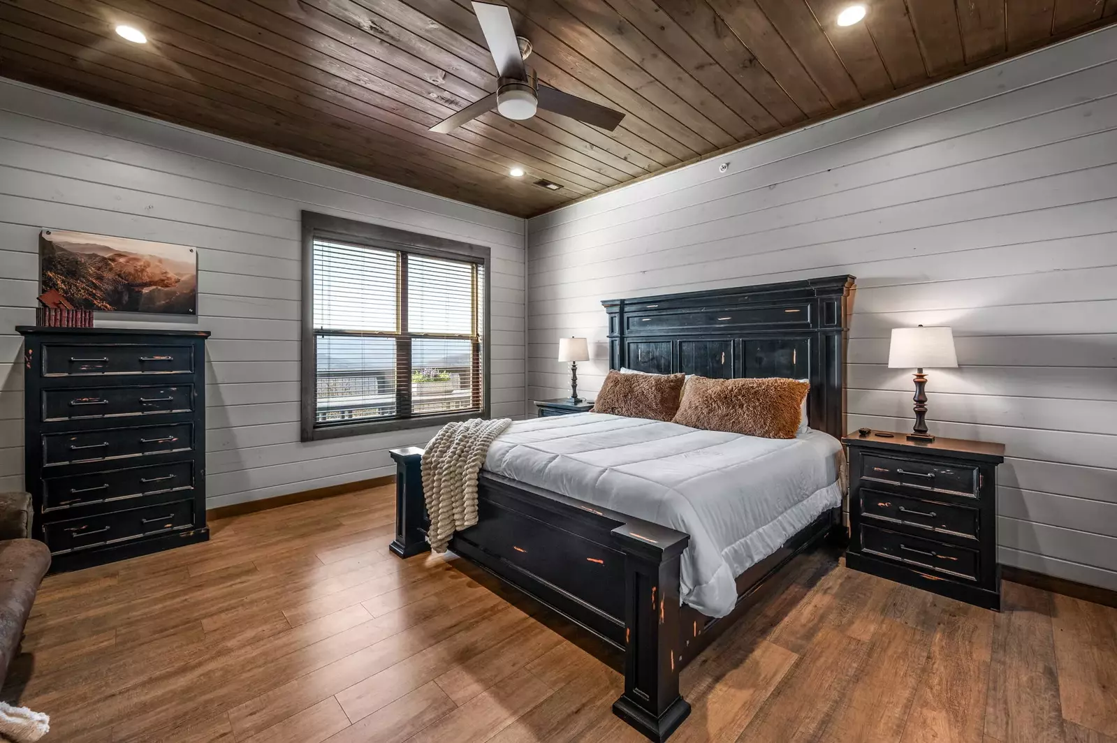 LUCID DREAMS LODGE