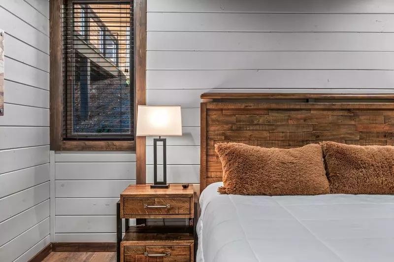 LUCID DREAMS LODGE