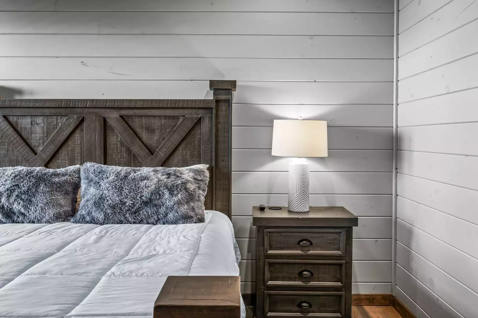 LUCID DREAMS LODGE