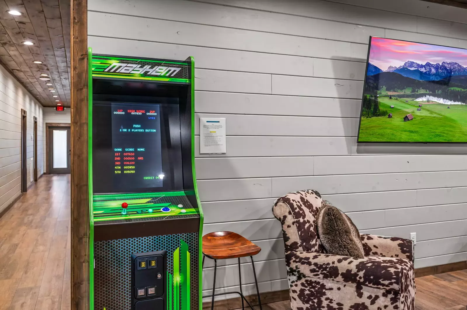 LUCID DREAMS LODGE