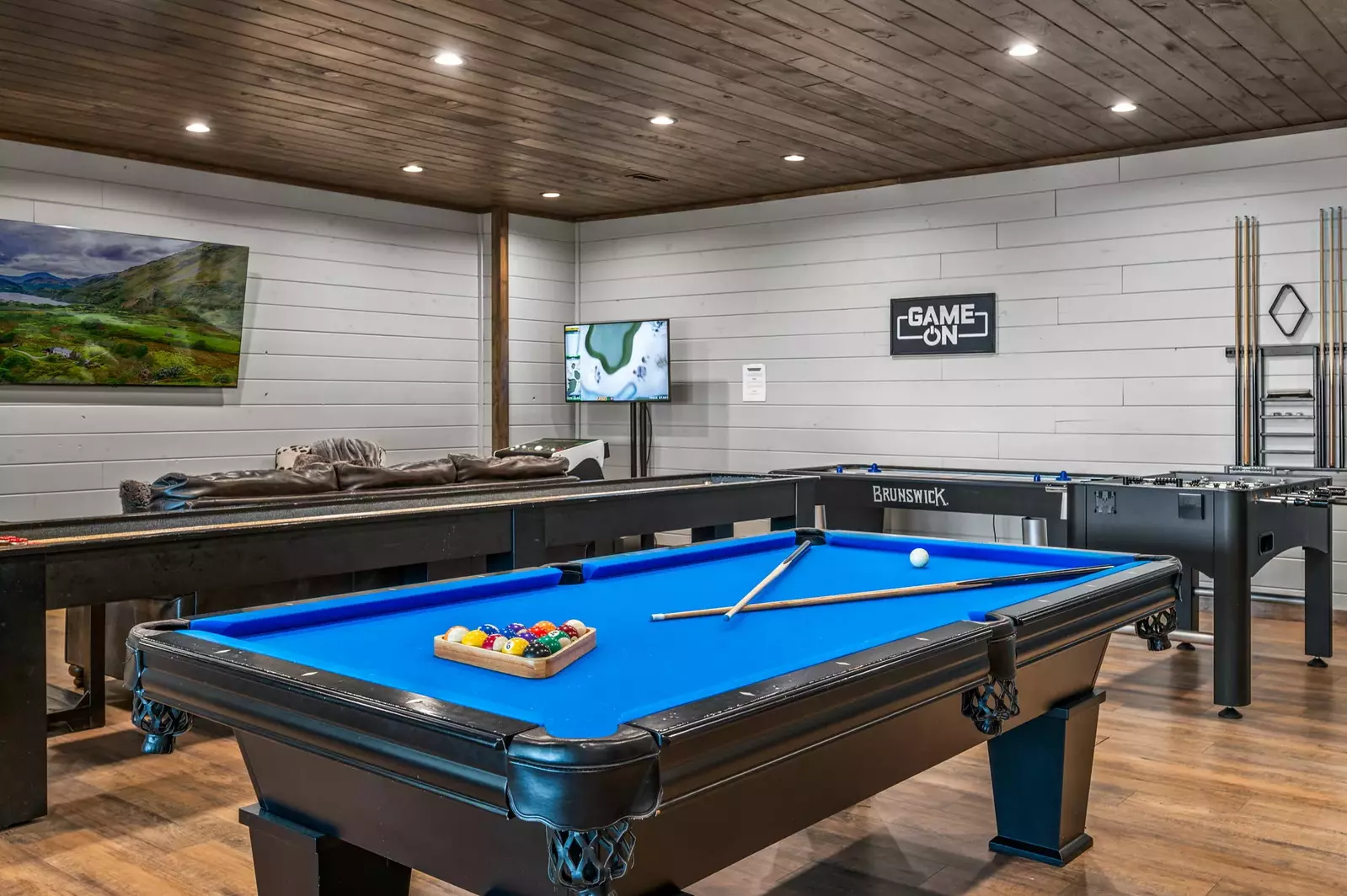LUCID DREAMS LODGE
