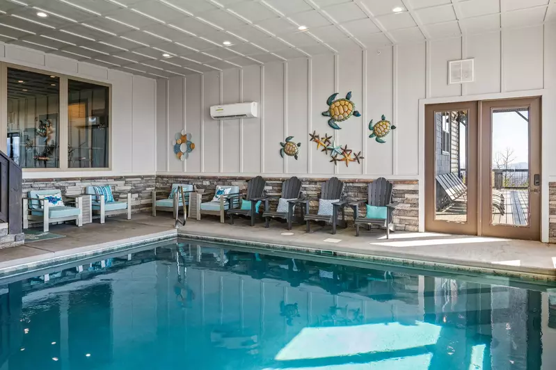 LUCID DREAMS LODGE