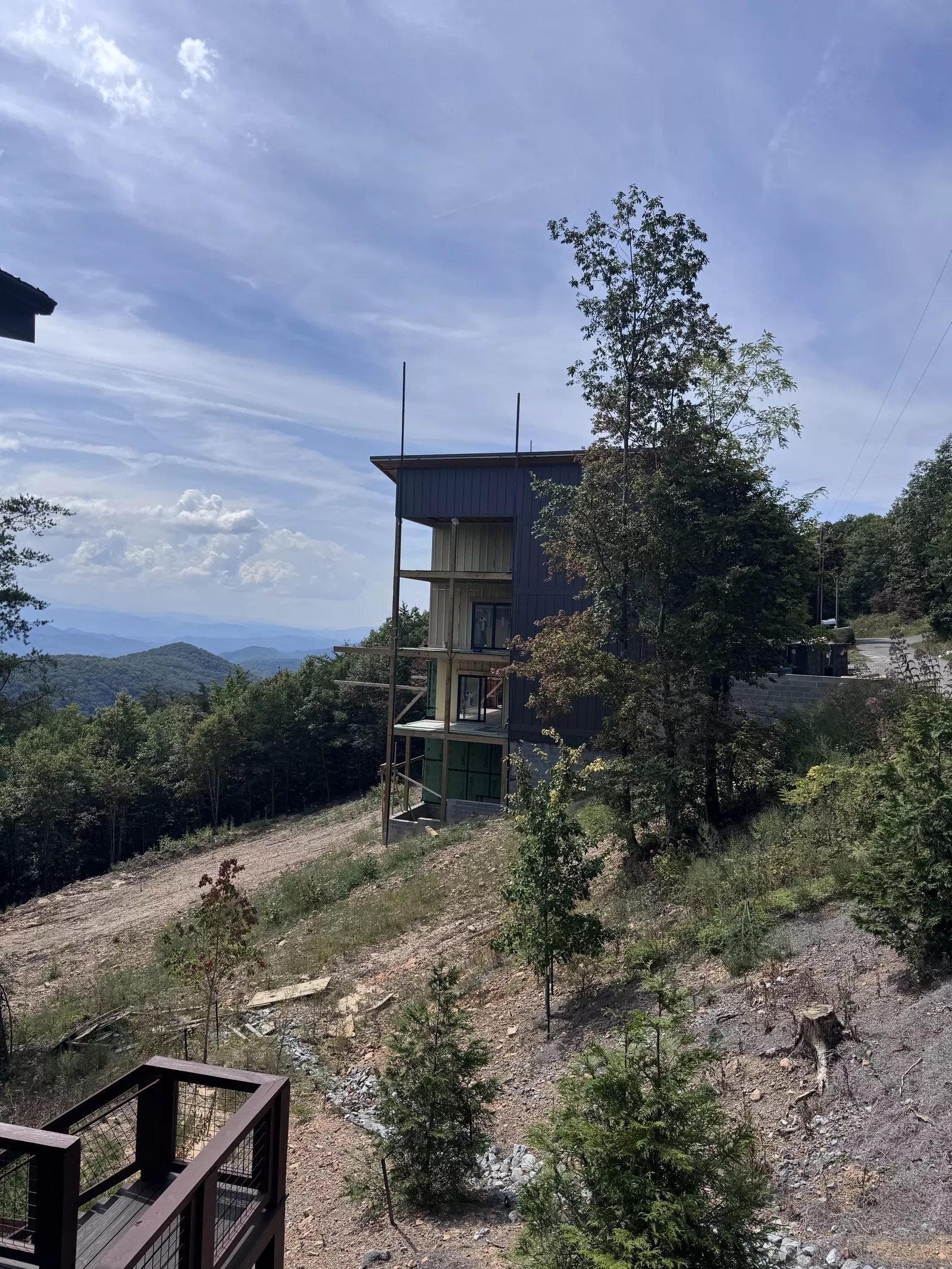 SPLASHIN' ON TOP OF THE WORLD