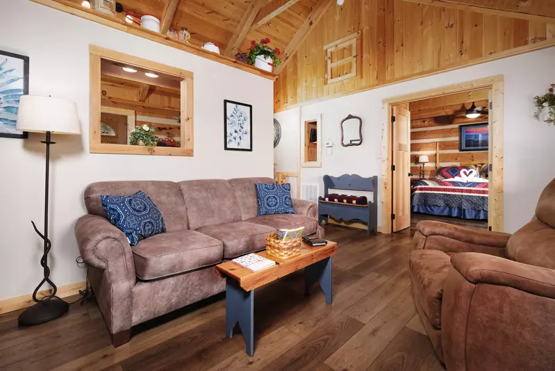 NESTLED INN