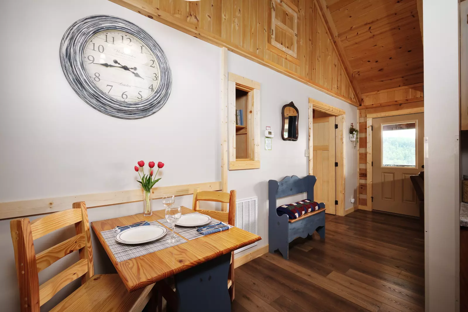 NESTLED INN