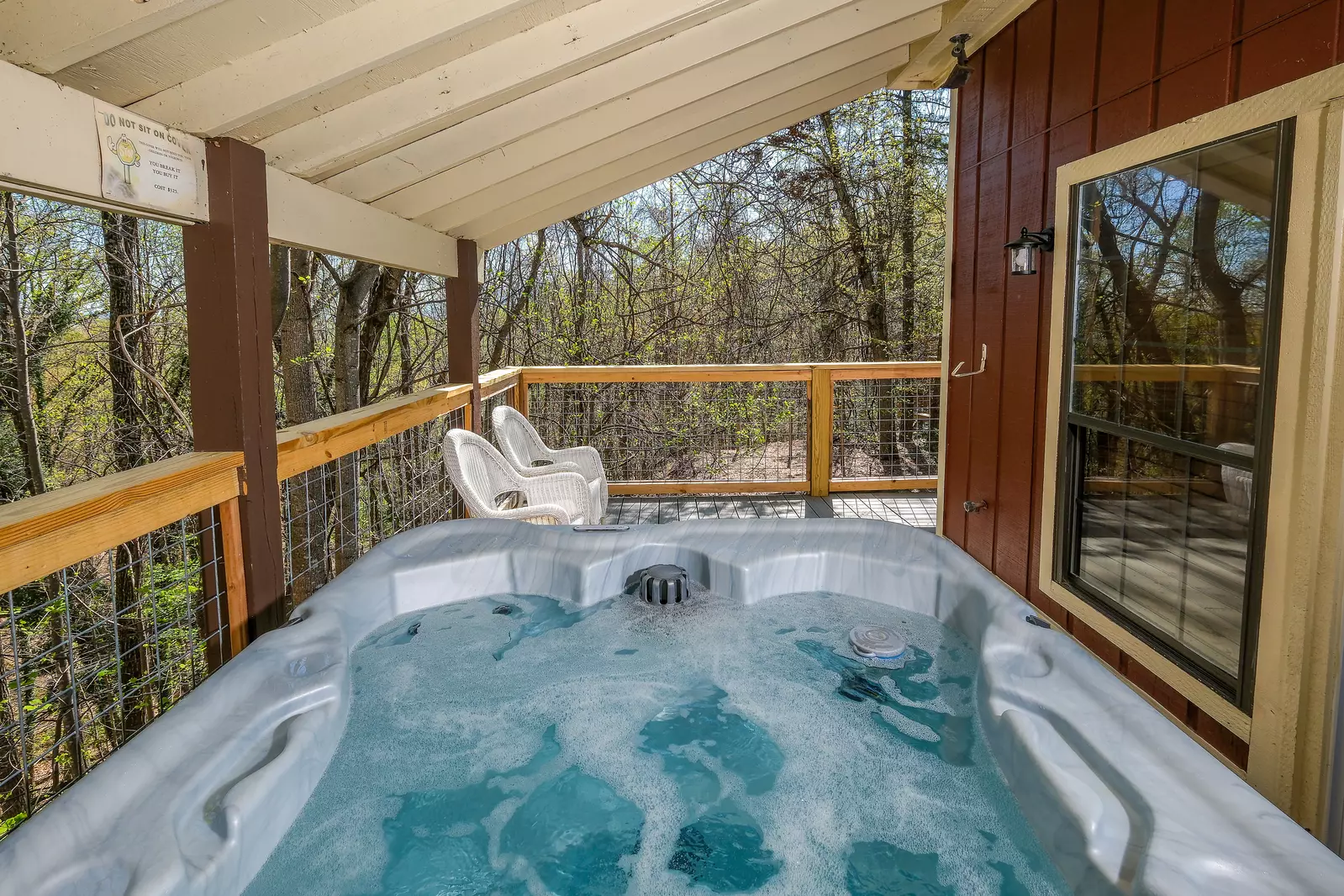 SILVER MAPLE CHALET