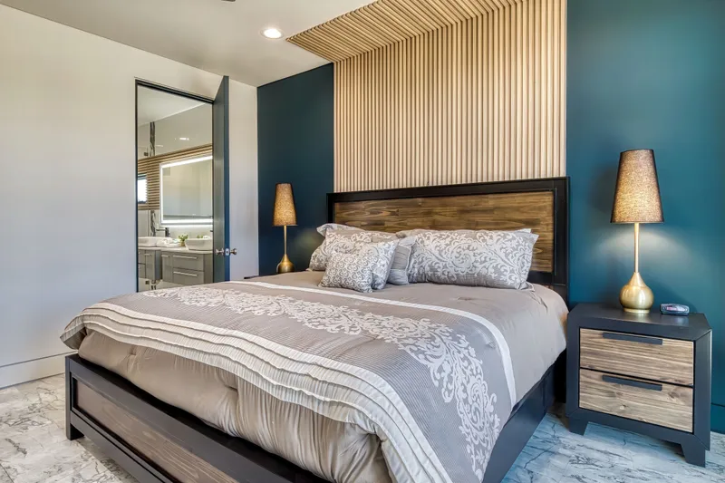 MOUNTAIN MODERN ESCAPE