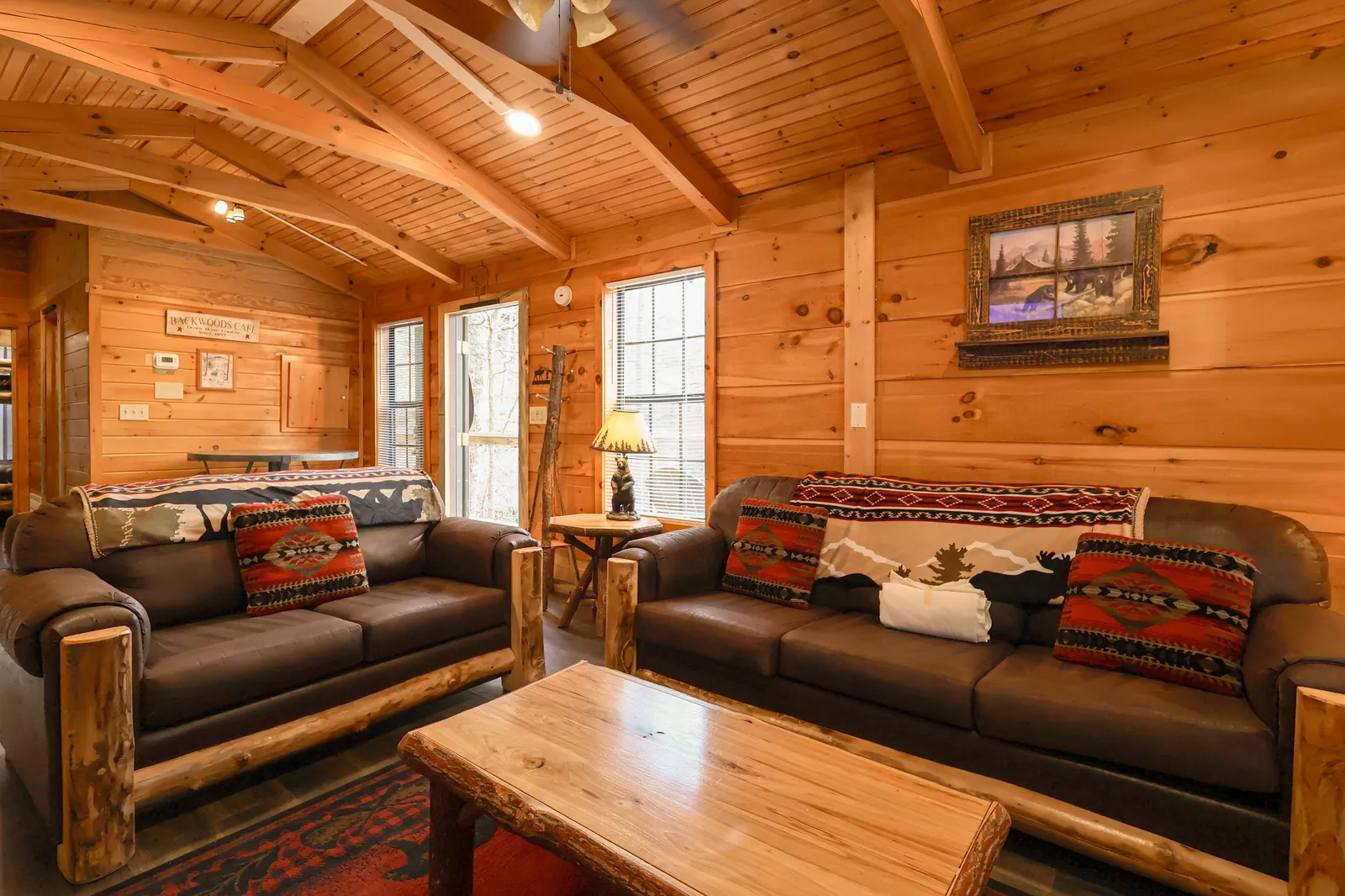 GOOD AURA CABIN