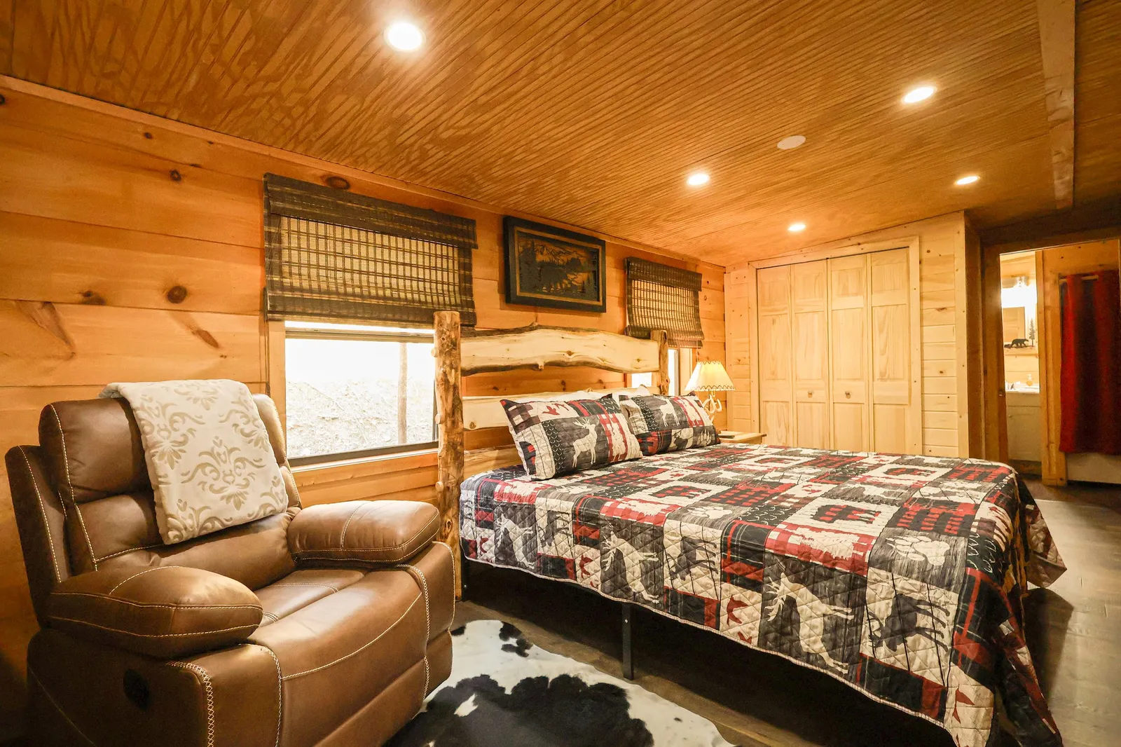 GOOD AURA CABIN