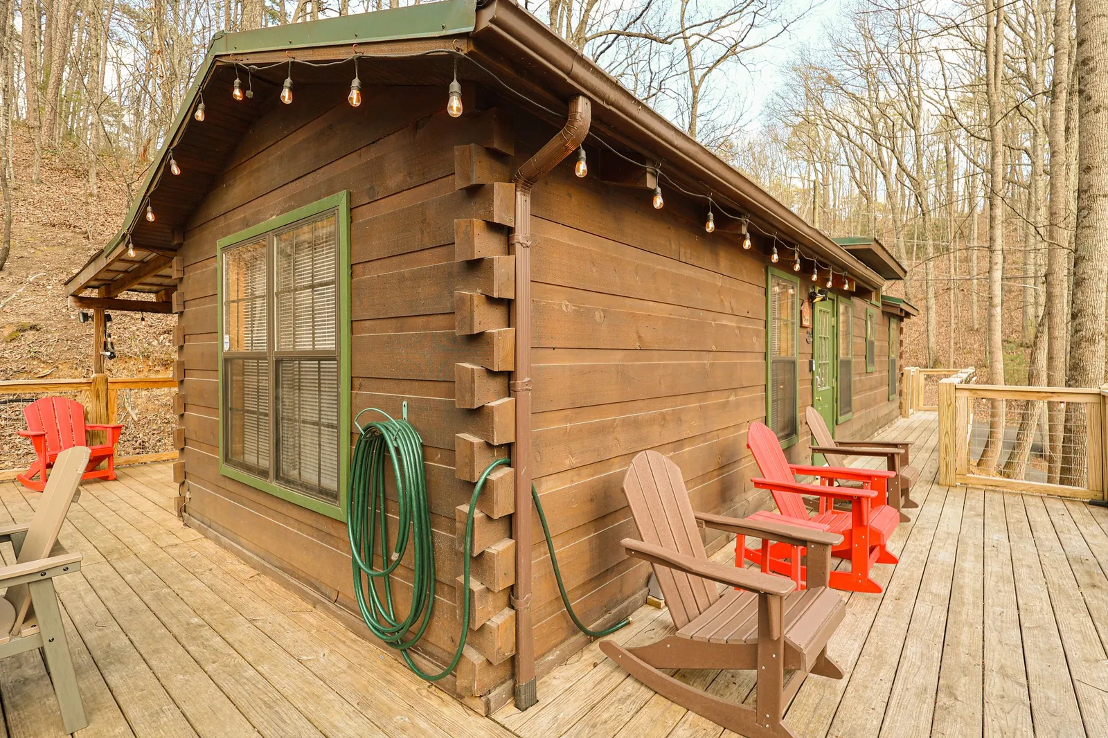 GOOD AURA CABIN