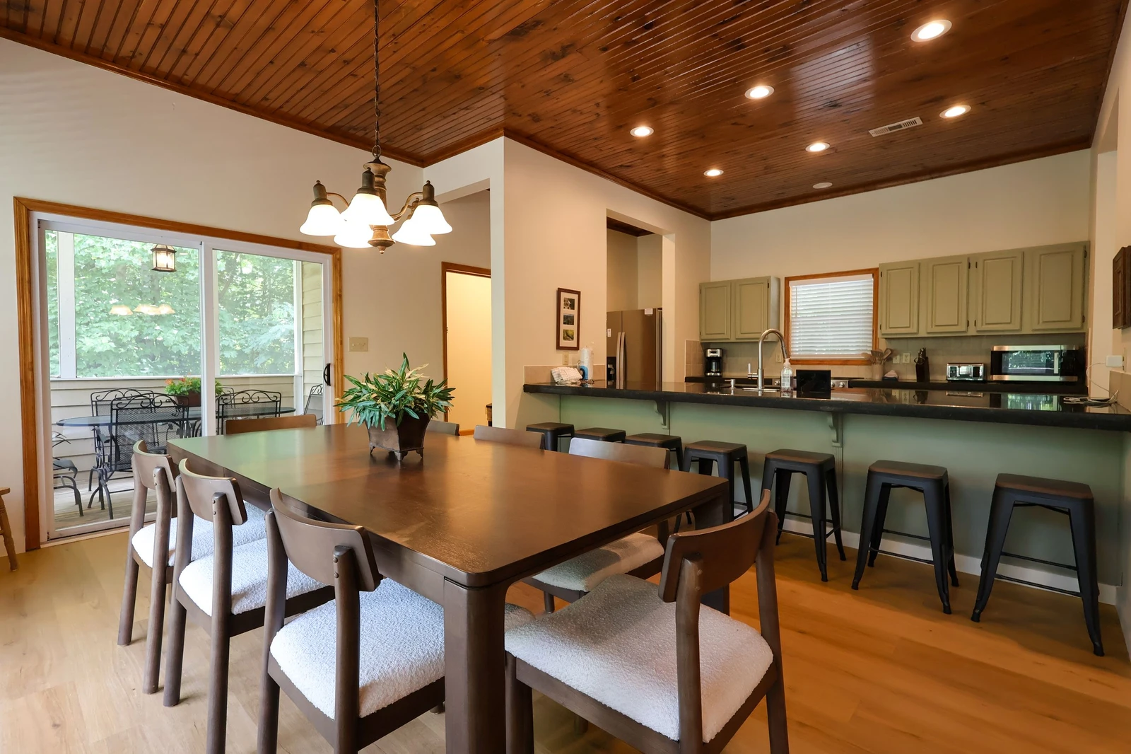Sunstone Lodge