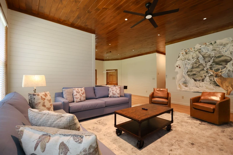 Sunstone Lodge