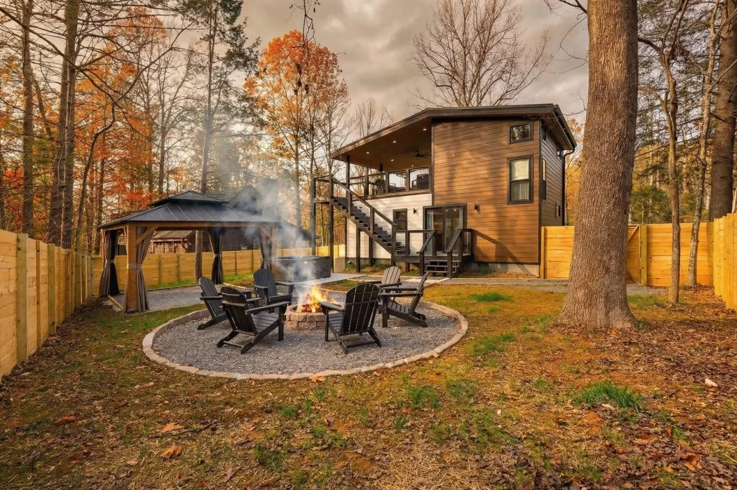 Smoky Mountain Latitude