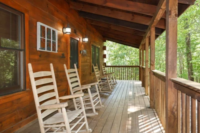 COVE CREEK LODGE