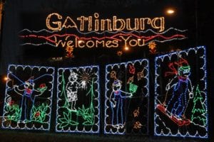 gatlinburg welcome sign light