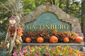 gatlinburg sign in the fall