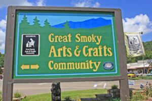 Great Smoky Arts & Crafts Community in Gatlinburg